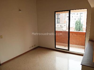 Apartamento de 3 alcobas en venta en Laureles, Medellín, 200 m² · foto 10 de 18