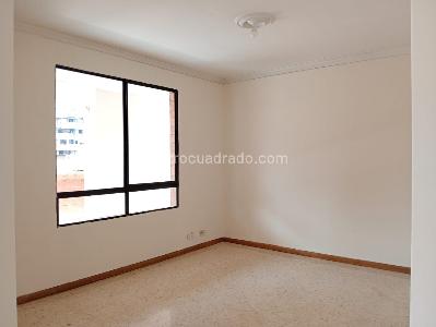 Apartamento de 3 alcobas en venta en Laureles, Medellín, 200 m² · foto 6 de 18