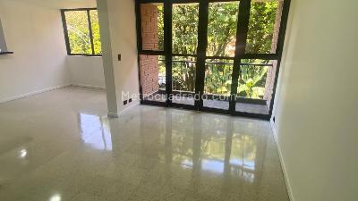 Apartamento de 4 alcobas en venta en Carlos E Restrepo, Medellín, 118 m² · foto 5 de 20