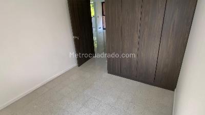 Apartamento de 4 alcobas en venta en Carlos E Restrepo, Medellín, 118 m² · foto 17 de 20