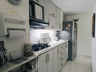 Apartamento en venta en Belen, Medellín · foto 7 de 17