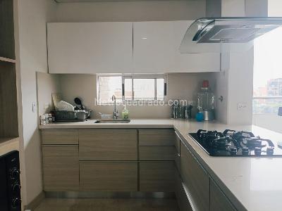 Apartamento de 3 alcobas en venta en Belen, Medellín, 88 m² · foto 8 de 18