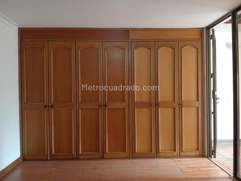 Apartamento Amplio de 3 Alcobas en Laureles - 7