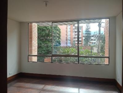 Apartamento en venta en Laureles, Medellín · foto 9 de 16