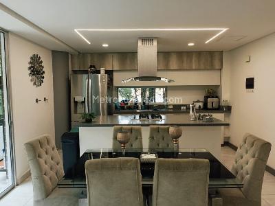 Apartamento de 3 alcobas en venta en Belen, Medellín, 112 m² · foto 5 de 19