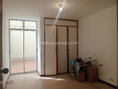 Apartamento en venta en Laureles, Medellín · foto 10 de 18