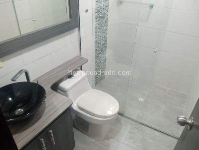 Apartamento en venta en Laureles, Medellín · foto 15 de 18