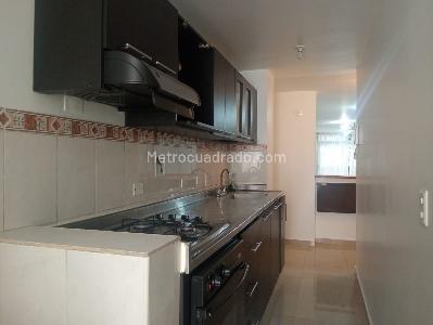 Apartamento en venta en Laureles, Medellín · foto 3 de 18
