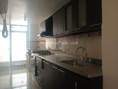 Apartamento en venta en Laureles, Medellín · foto 5 de 18