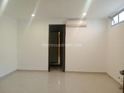 Apartamento en venta en Laureles, Medellín · foto 7 de 18