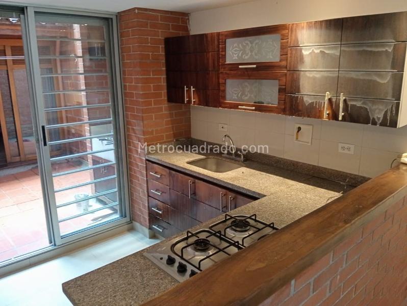 2BR Apartment in LAURELES (95 m²) - 3
