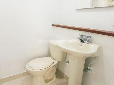Apartamento en arriendo en Belen, Medellín · foto 15 de 16