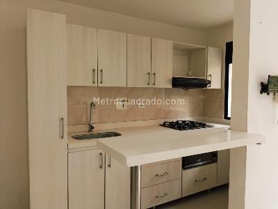 Apartamento en arriendo en Belen, Medellín · foto 4 de 15