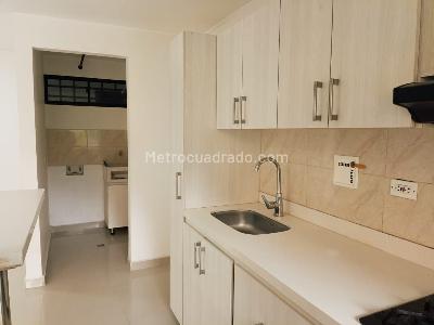 Apartamento en arriendo en Belen, Medellín · foto 6 de 15