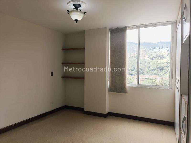 Spacious 3BR Apartment in Belen with Amenities - 9