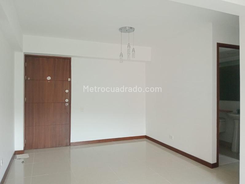 Spacious 2BR Apartment in La America - 2