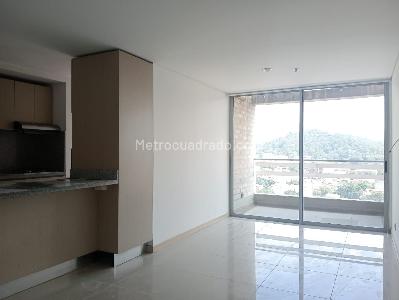 Apartamento de 2 alcobas en arriendo en Laureles, Medellín, 80 m² · foto 2 de 15