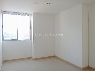 Apartamento de 2 alcobas en arriendo en Laureles, Medellín, 80 m² · foto 9 de 15