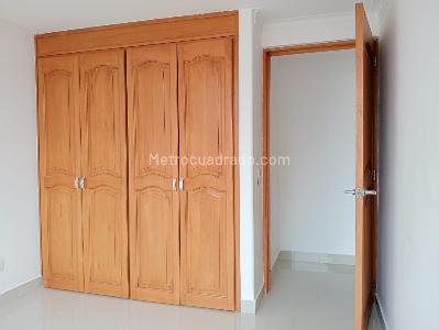Apartamento en venta en Laureles, Medellín · foto 7 de 16