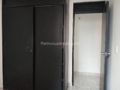 Apartamento en arriendo en Laureles, Medellín · foto 15 de 17
