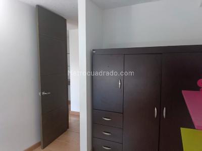 Apartamento de 3 alcobas en arriendo en Belen, Medellín, 77 m² · foto 11 de 14