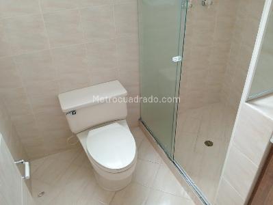 Apartamento de 3 alcobas en arriendo en Laureles, Medellín, 120 m² · foto 11 de 13