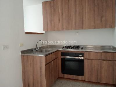 Apartamento de 3 alcobas en arriendo en Laureles, Medellín, 120 m² · foto 5 de 13