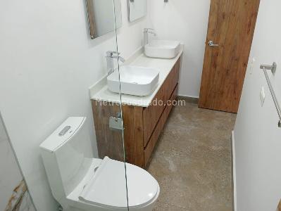 Apartamento de 3 alcobas en venta en Laureles, Medellín, 166 m² · foto 13 de 18