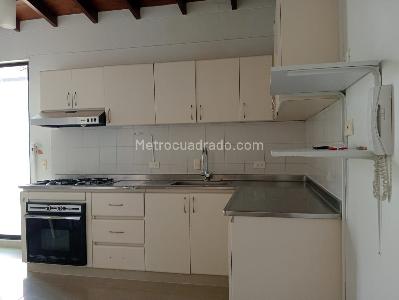 Apartamento de 3 alcobas en venta en Laureles, Medellín, 166 m² · foto 6 de 18