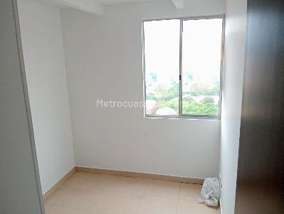Apartamento de 3 alcobas en arriendo en La America, Medellín, 64 m² · foto 13 de 17