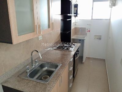 Apartamento de 3 alcobas en arriendo en La America, Medellín, 64 m² · foto 5 de 17