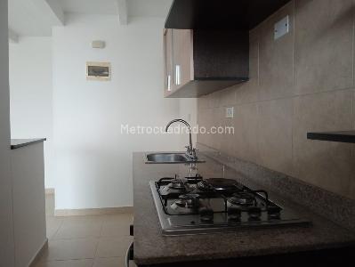 Apartamento de 3 alcobas en arriendo en La America, Medellín, 64 m² · foto 8 de 17