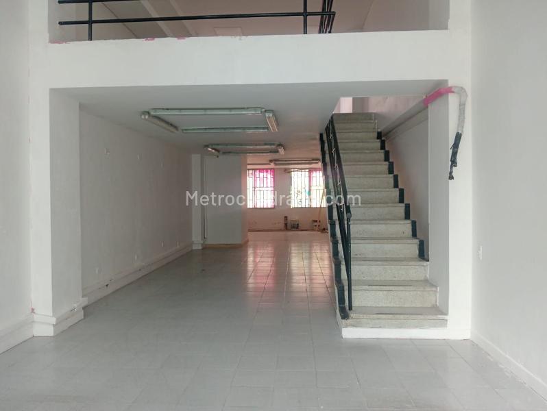 Local Comercial en Arriendo, LAURELES, Medellín - Vista 2