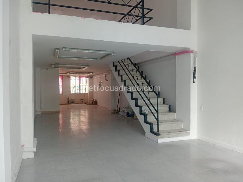 Local Comercial en Arriendo, LAURELES, Medellín - Vista 3