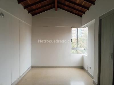 Apartamento en arriendo en Belen, Medellín · foto 10 de 12