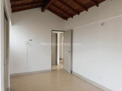 Apartamento en arriendo en Belen, Medellín · foto 11 de 12