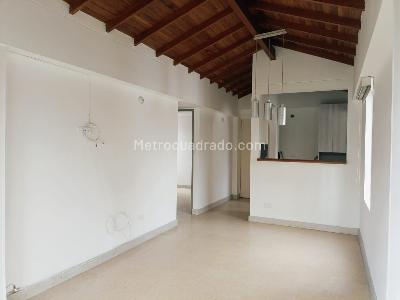 Apartamento en arriendo en Belen, Medellín · foto 3 de 12
