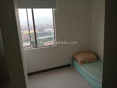 Apartamento de 3 alcobas en venta en Laureles, Medellín, 154 m² · foto 13 de 18