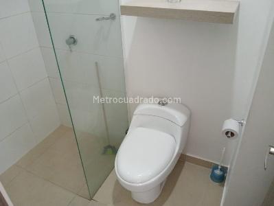 Apartamento de 3 alcobas en venta en Laureles, Medellín, 154 m² · foto 15 de 18