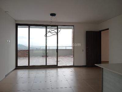 Apartamento de 3 alcobas en venta en Laureles, Medellín, 154 m² · foto 3 de 18