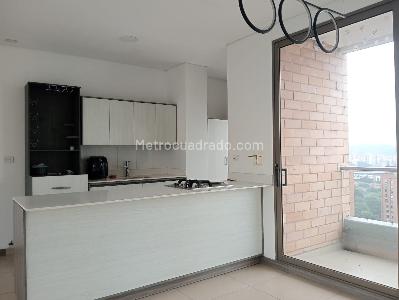 Apartamento de 3 alcobas en venta en Laureles, Medellín, 154 m² · foto 4 de 18