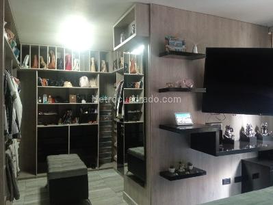 Apartamento en venta en Laureles, Medellín · foto 12 de 20