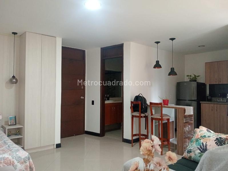 Furnished 1BR Apartaestudio for Rent/Buy in Laureles, Medellín - 7