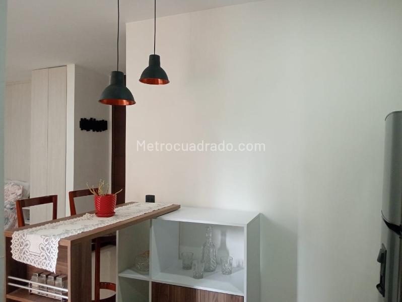 Furnished 1BR Apartaestudio for Rent/Buy in Laureles, Medellín - 8