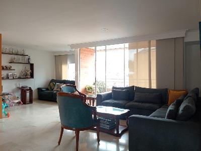 Apartamento en venta en Laureles, Medellín · foto 2 de 20