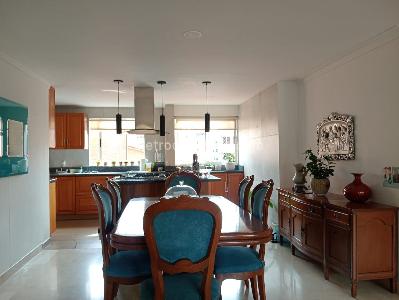 Apartamento en venta en Laureles, Medellín · foto 4 de 20