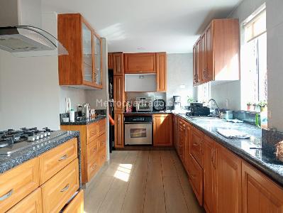 Apartamento en venta en Laureles, Medellín · foto 7 de 20