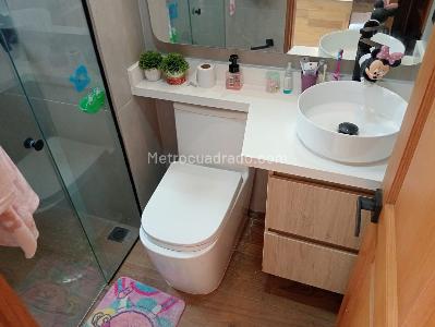 Apartamento de 3 alcobas en venta en Laureles, Medellín, 130 m² · foto 15 de 17
