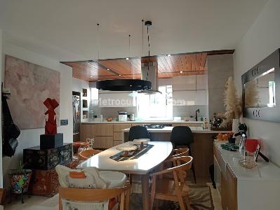 Apartamento de 3 alcobas en venta en Laureles, Medellín, 130 m² · foto 3 de 17