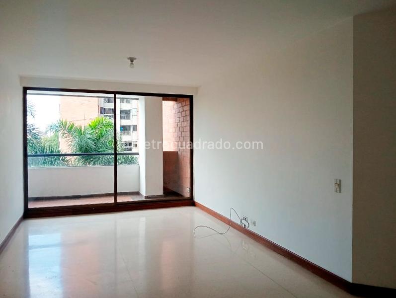 Modern 2BR Apartment with Amenities in Laureles